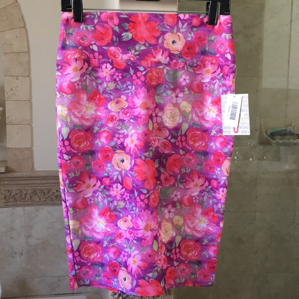 LuLaRoe Cassie skirt